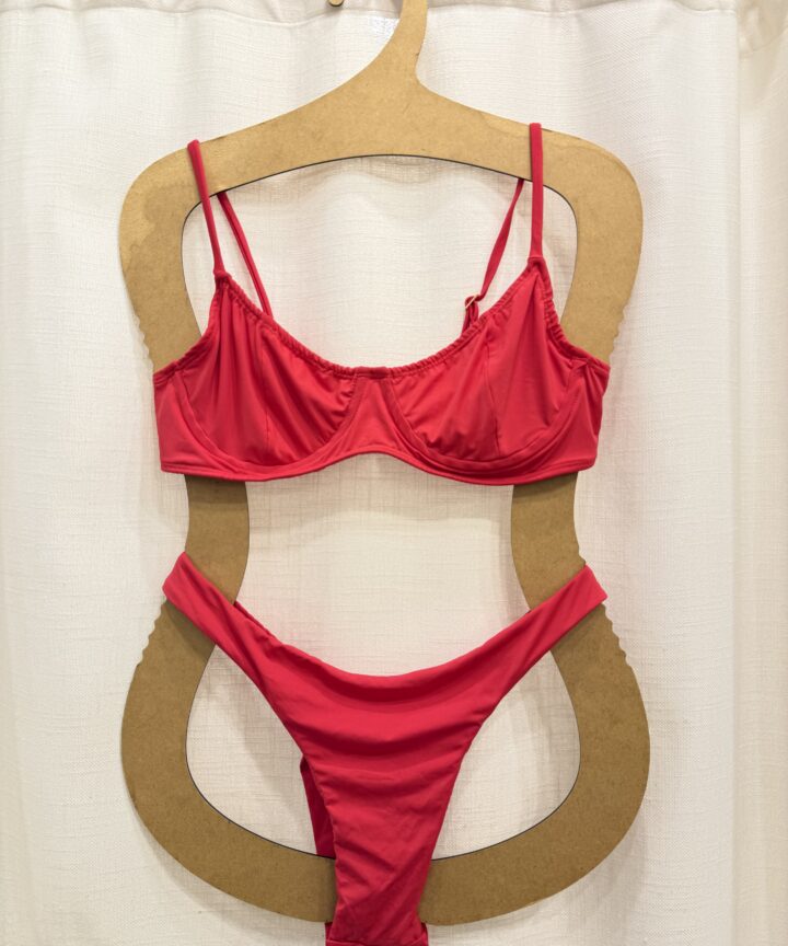 CONJUNTO BASICS TOP ELISA G + CALCINHA SEM COSTURA GG VERMELHO